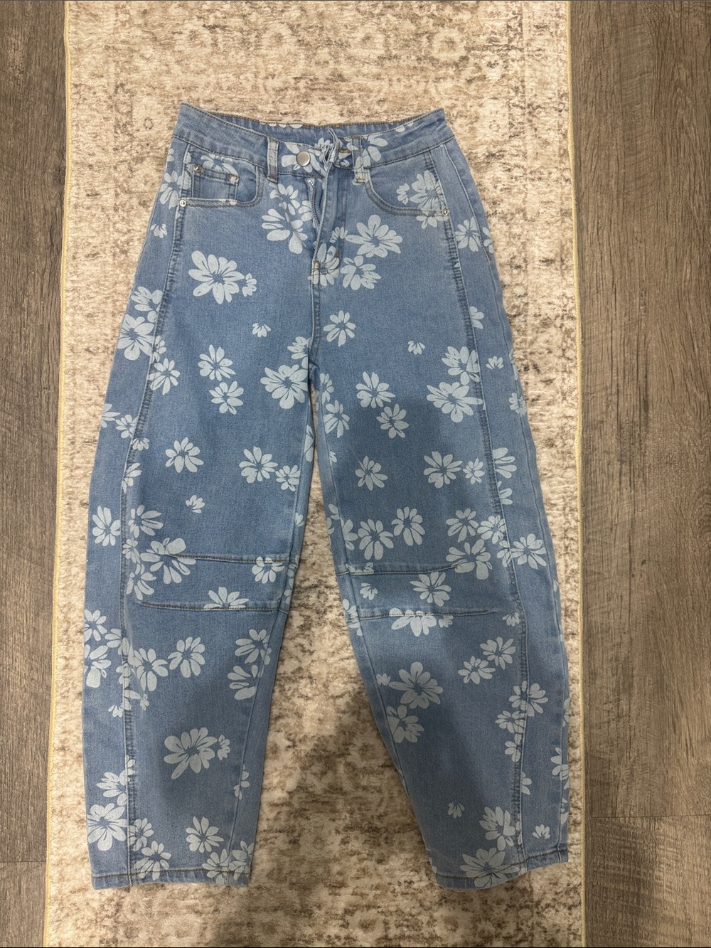 Blue Floral Print High-Waist Women’s Jeans